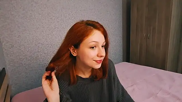 Snapshot of Only___Yours chatting on October 2025 04:24:01 AM Only Yours online show from October 2025 04:24:01 AM