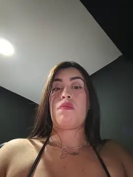 Snapshot of Freyja300 chatting on May 2026 09:15:01 AM Freyja300 online show from May 2026 09:15:01 AM