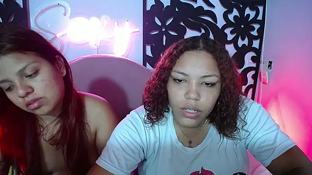 Snapshot of your_little_naughty1 chatting on November 2025 12:22:02 AM your little naughty1 online show from November 2025 12:22:02 AM