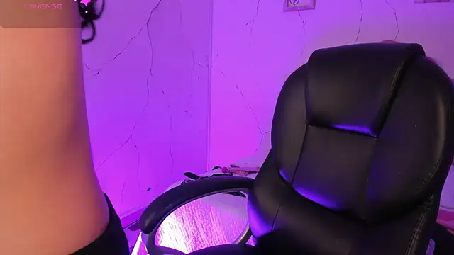 MelodyBliss online show from May 2026 04:21:02 AM