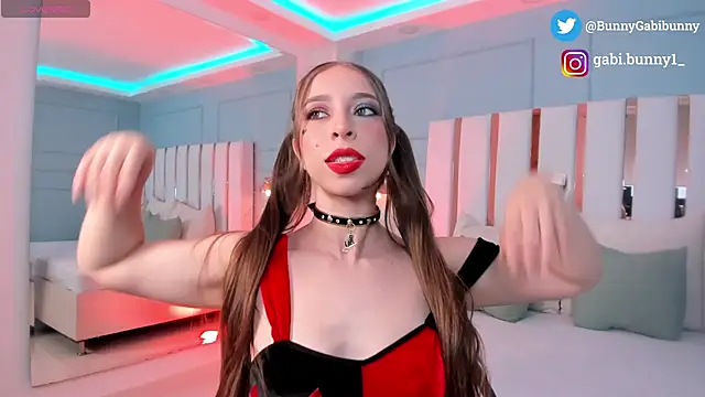gabi bunny online show from May 2026 03:41:02 PM