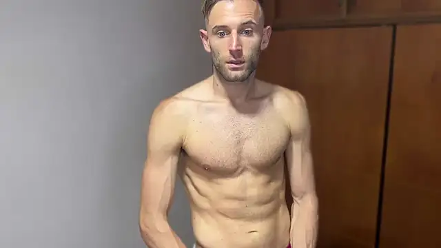 aquilesmade online show from December 2024 12:07:01 AM