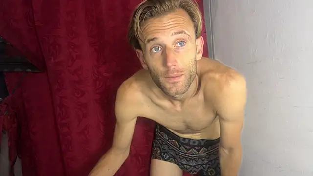 aquilesmade online show from October 2025 04:37:01 PM