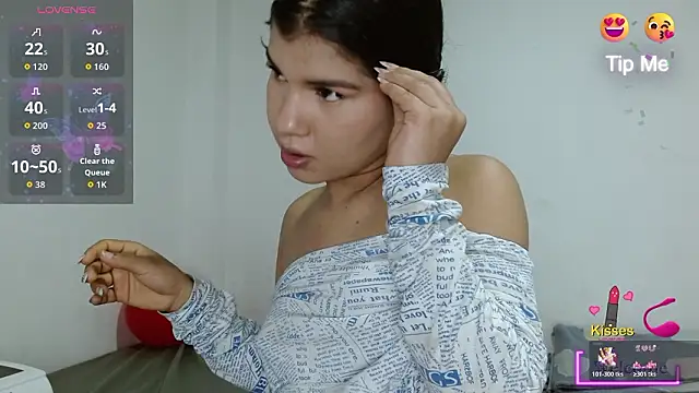 SophiaMeyerst online show from February 2026 12:57:02 PM