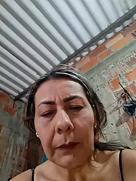 Mia-funny20 online show from May 2026 09:00:01 PM