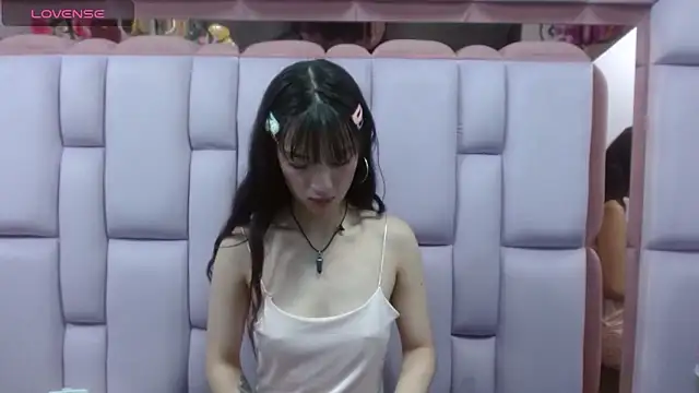 Aurora 18 online show from March 2025 08:59:01 PM