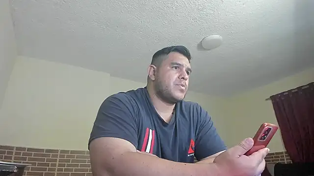 ApholoVV online show from October 2025 11:53:02 AM