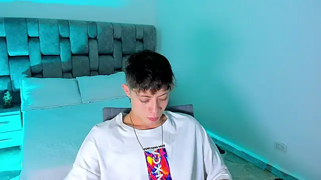 Snapshot of MarcusCollinss_ chatting on December 2024 08:21:02 PM MarcusCollinss online show from December 2024 08:21:02 PM