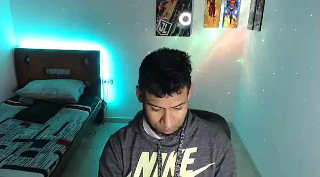 Snapshot of Enriblack92 chatting on December 2024 02:22:02 AM Enriblack92 online show from December 2024 02:22:02 AM