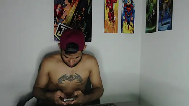 Snapshot of Enriblack92 chatting on December 2024 10:34:02 PM Enriblack92 online show from December 2024 10:34:02 PM