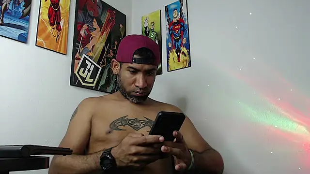 Snapshot of Enriblack92 chatting on January 2025 03:45:01 AM Enriblack92 online show from January 2025 03:45:01 AM