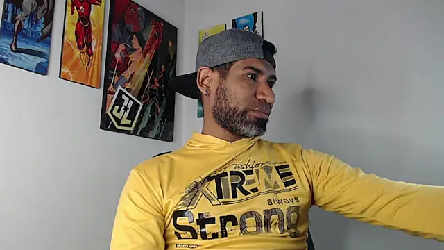 Snapshot of Enriblack92 chatting on January 2025 02:35:01 AM Enriblack92 online show from January 2025 02:35:01 AM