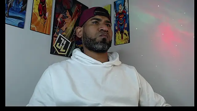 Snapshot of Enriblack92 chatting on February 2025 03:19:01 AM Enriblack92 online show from February 2025 03:19:01 AM