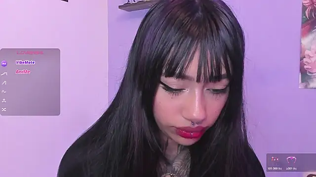 Snapshot of Akari1_Mischief chatting on November 2025 03:05:01 AM Akari1 Mischief online show from November 2025 03:05:01 AM