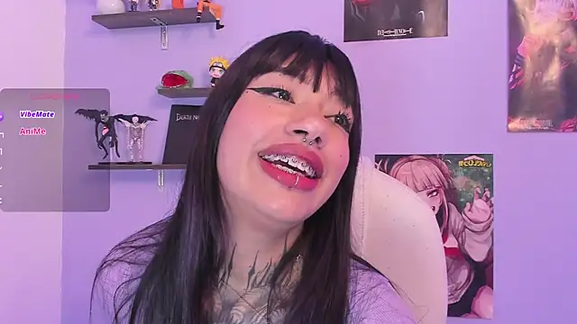 Snapshot of Akari1_Mischief chatting on December 2025 03:04:01 AM Akari1 Mischief online show from December 2025 03:04:01 AM