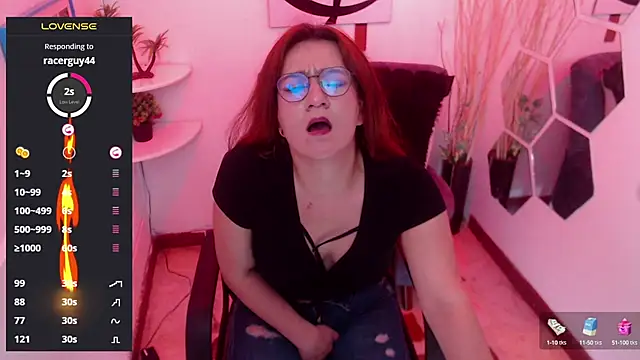 Snapshot of lilyponce_ chatting on February 2025 03:04:02 AM lilyponce online show from February 2025 03:04:02 AM