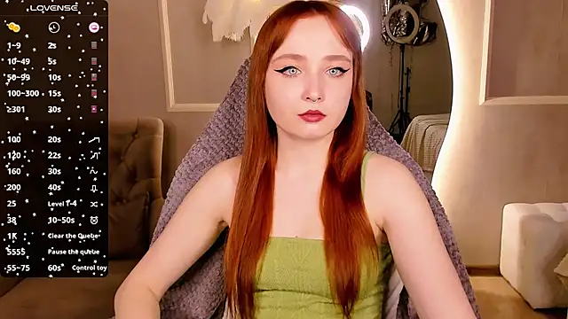 Emma Chery online show from February 2025 12:03:02 PM