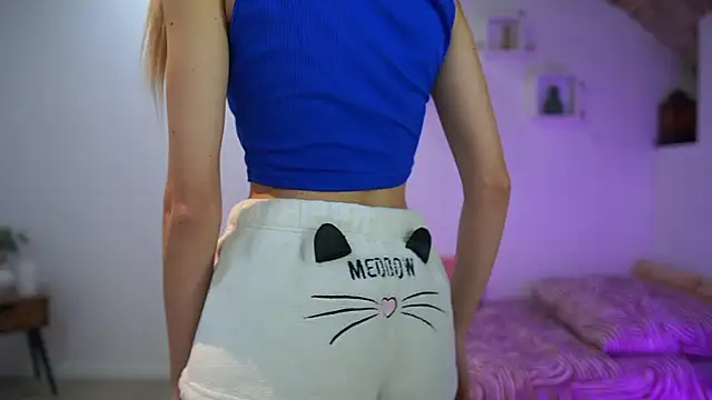 Amai  Liu online show from January 2026 02:22:02 PM