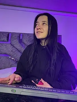 Isabella 21x online show from June 2026 11:32:02 AM