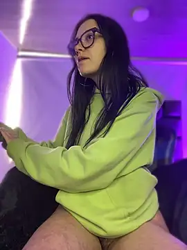 Isabella 21x online show from July 2026 12:35:01 PM