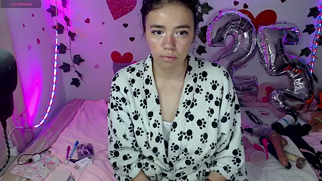 sophie north online show from February 2025 03:16:01 PM