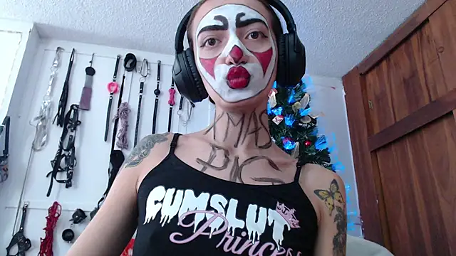 Eloise-brown online show from December 2024 06:37:02 PM