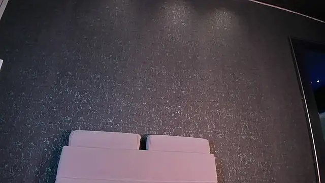 Snapshot of MadelineJones chatting on March 2025 08:29:02 PM MadelineJones online show from March 2025 08:29:02 PM