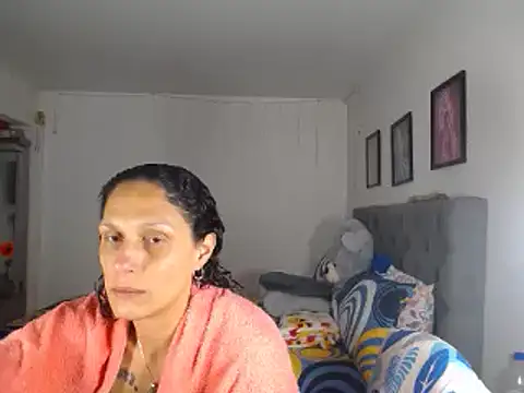 Snapshot of Corina_hot chatting on February 2025 11:04:02 PM Corina hot online show from February 2025 11:04:02 PM