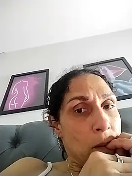 Snapshot of Corina_hot chatting on March 2025 05:27:01 AM Corina hot online show from March 2025 05:27:01 AM