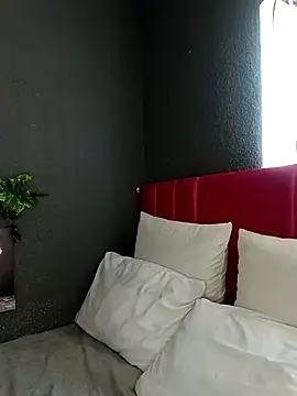 Miss Moriah online show from November 2025 01:22:02 PM