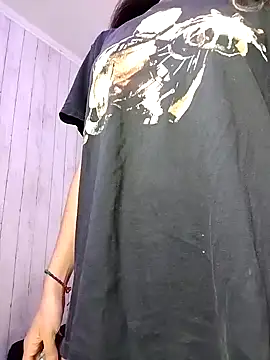 Snapshot of MaryannG chatting on January 2025 04:41:02 AM MaryannG online show from January 2025 04:41:02 AM