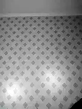 Snapshot of MaryannG chatting on February 2025 04:18:02 AM MaryannG online show from February 2025 04:18:02 AM