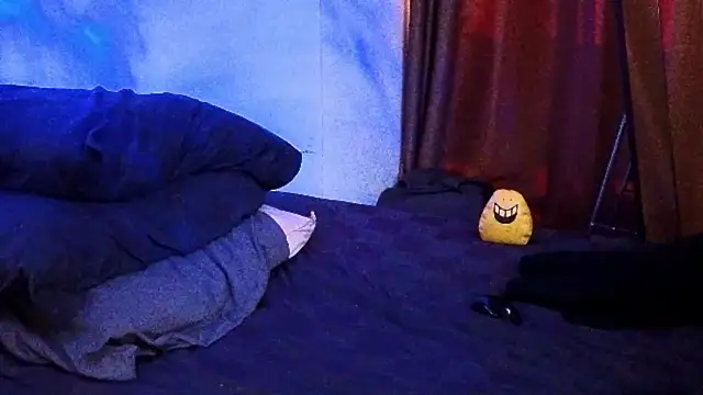 LuvNuk online show from January 2025 12:09:01 AM