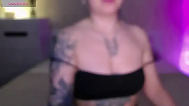 VioletCatt online show from January 2025 06:46:02 AM