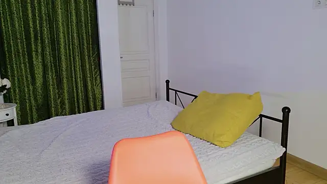 VioletCatt online show from April 2026 05:55:02 AM