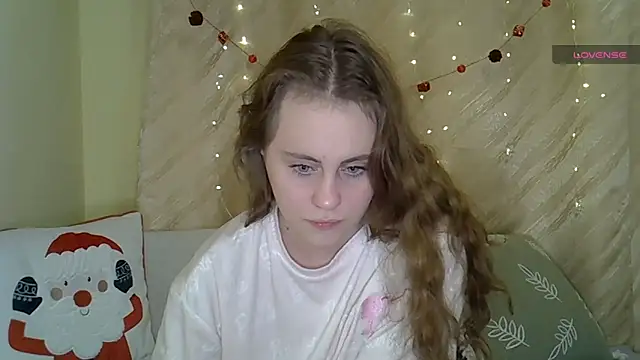 Snapshot of Sellya_Houston chatting on December 2024 08:12:02 PM Sellya Houston online show from December 2024 08:12:02 PM