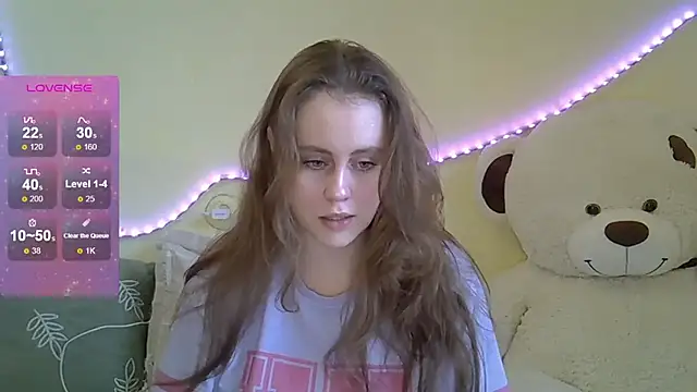 Snapshot of Sellya_Houston chatting on February 2025 01:32:02 PM Sellya Houston online show from February 2025 01:32:02 PM