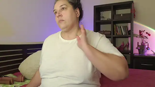 Snapshot of Niter chatting on February 2025 08:44:01 PM Niter online show from February 2025 08:44:01 PM