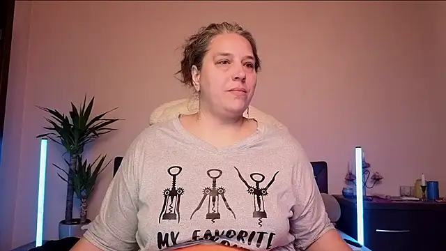 Snapshot of Niter chatting on February 2026 06:22:01 PM Niter online show from February 2026 06:22:01 PM