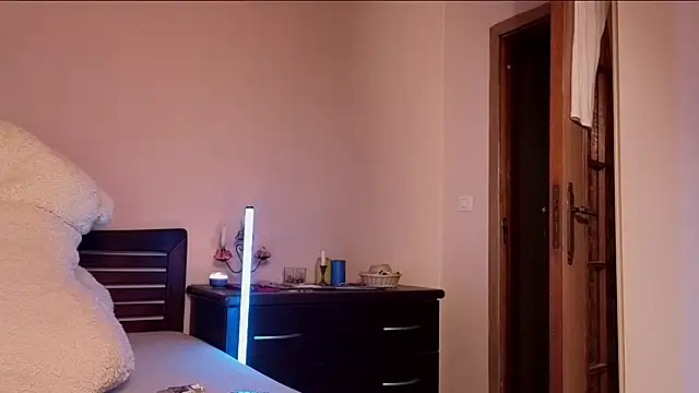 Snapshot of Niter chatting on February 2026 01:01:02 AM Niter online show from February 2026 01:01:02 AM