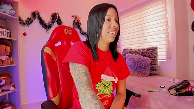 madelyn rose  online show from December 2024 05:51:01 PM