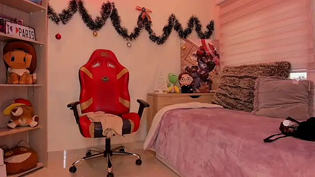 madelyn rose  online show from December 2024 06:16:02 PM