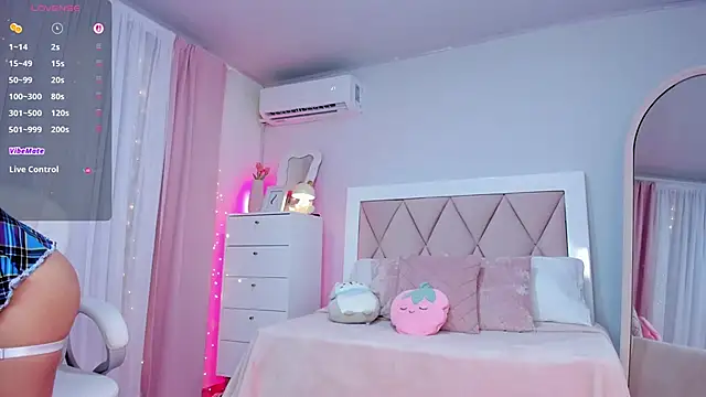 Snapshot of ania_sweet18 chatting on February 2025 12:21:02 AM ania sweet18 online show from February 2025 12:21:02 AM