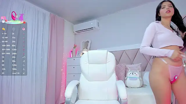 Snapshot of ania_sweet18 chatting on March 2025 12:06:02 AM ania sweet18 online show from March 2025 12:06:02 AM