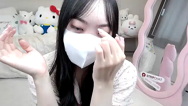 momo room online show from September 2025 06:35:01 AM