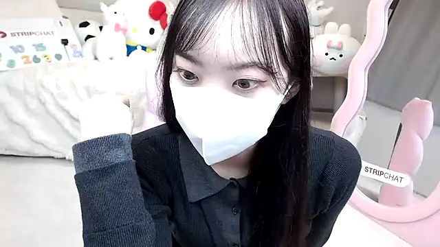 momo room online show from October 2025 10:26:01 AM