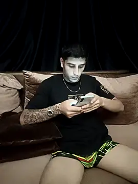 arenn1997 online show from September 2025 10:10:02 PM