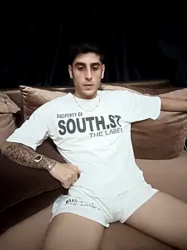 arenn1997 online show from September 2025 10:21:01 PM