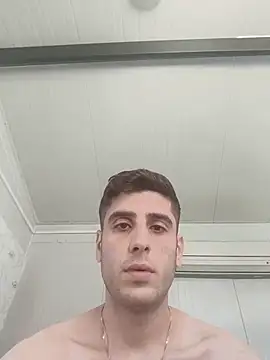 arenn1997 online show from May 2026 11:58:02 AM