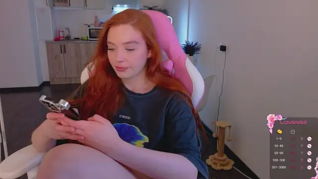 cinnabon girls online show from April 2026 05:02:01 PM